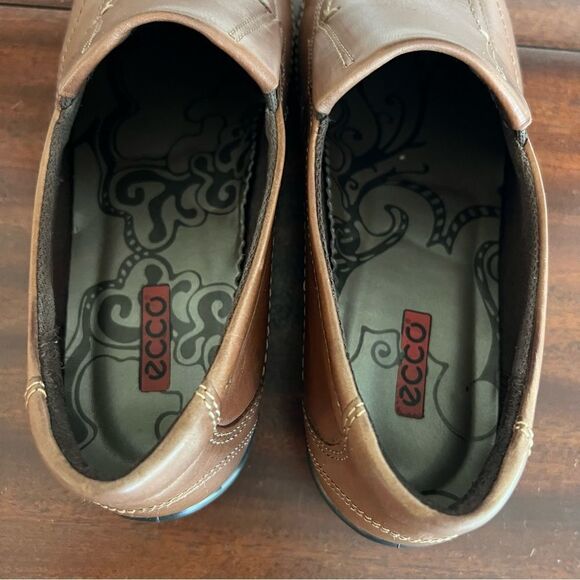 Ecco Brown Leather Loafers. Size 36 (5/5.5). Great Used Condition! - Picture 5 of 9